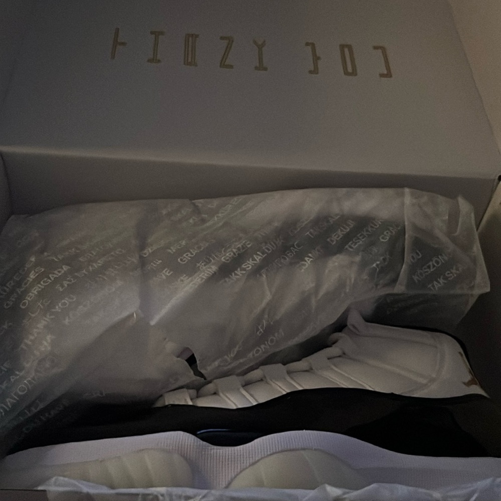 2023 Air Jordan 11 Retro
'Gratitude / Defining
Moments'